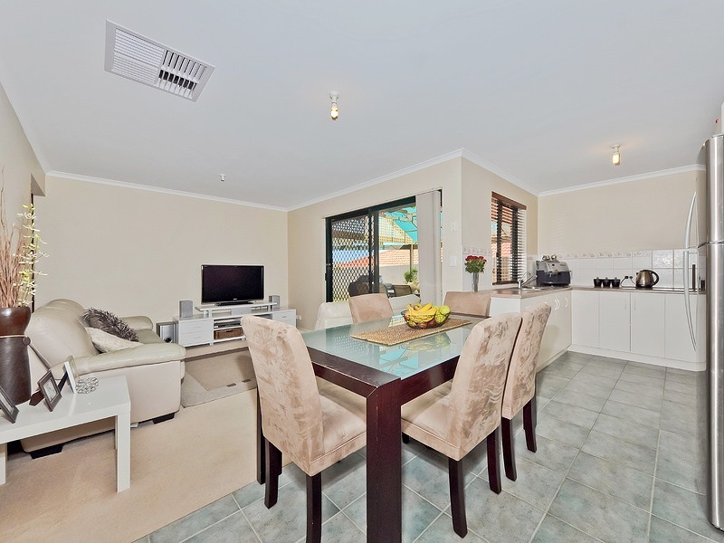 12 Hay Crescent, Blakeview SA 5114