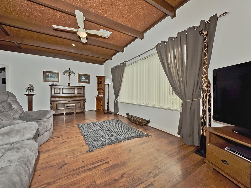 201 Martins Road, Parafield Gardens SA 5107