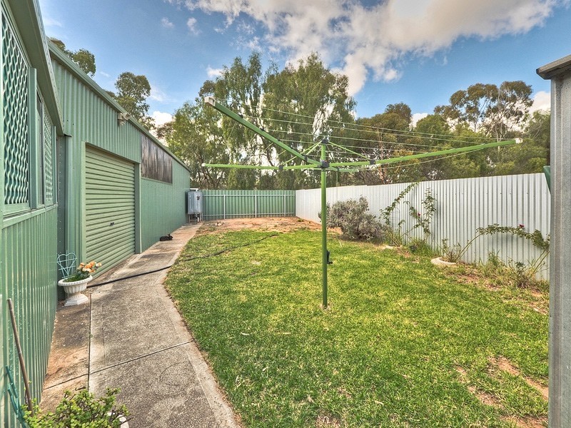 5 Pemberley Avenue, Salisbury Park SA 5109