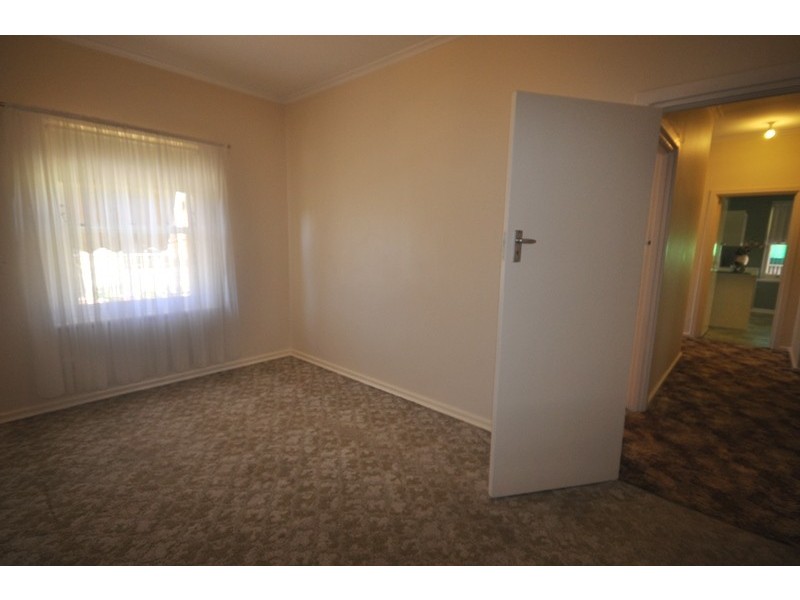 114 Goodman Road, Elizabeth South SA 5112