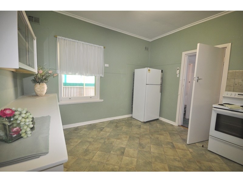 114 Goodman Road, Elizabeth South SA 5112