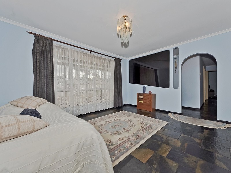 15 Andrew Smith Drive, Parafield Gardens SA 5107