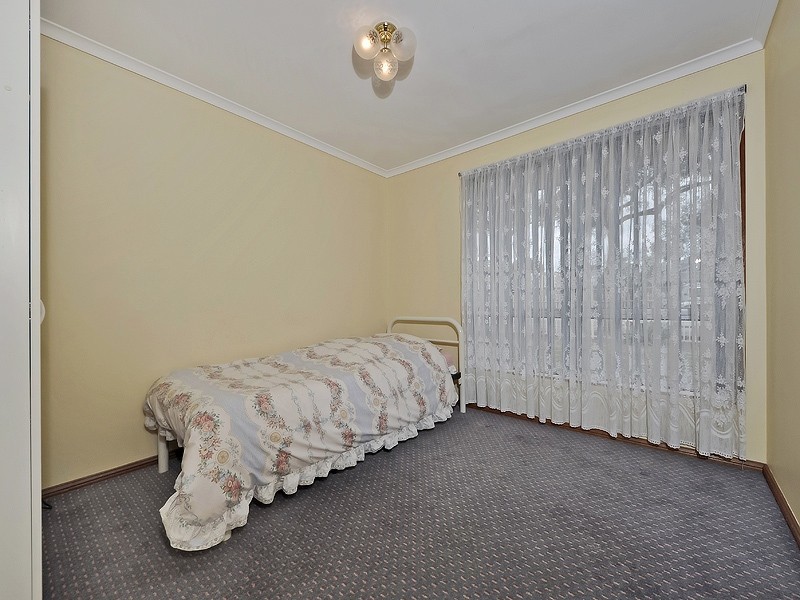 15 Andrew Smith Drive, Parafield Gardens SA 5107