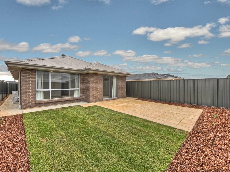 14 Serpentine Circuit, Andrews Farm SA 5114