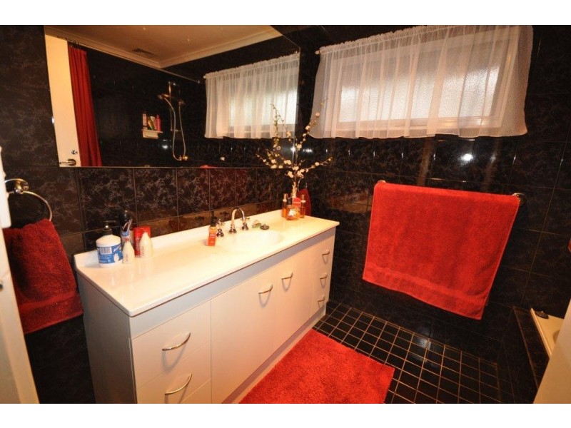 1 Delamere Drive, Paralowie SA 5108