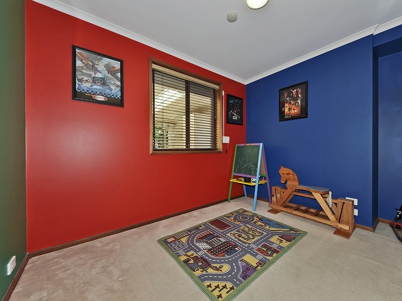 8 Camelia Drive, Parafield Gardens SA 5107