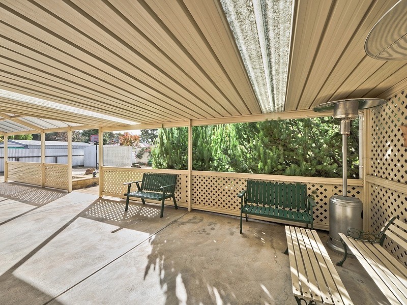 8 Camelia Drive, Parafield Gardens SA 5107