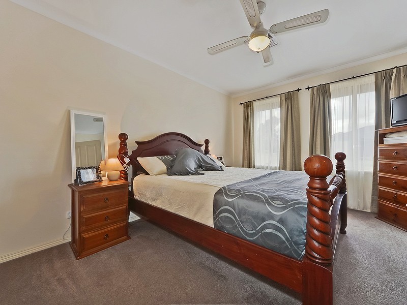 2 Manilla Street, Munno Para West SA 5115