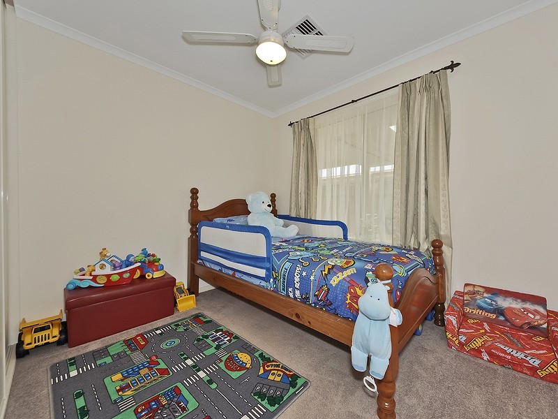 2 Manilla Street, Munno Para West SA 5115