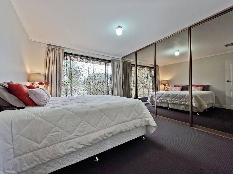 33 Johnswood Drive, Salisbury Park SA 5109