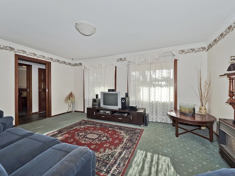 8 Galleon Drive, Paralowie SA 5108