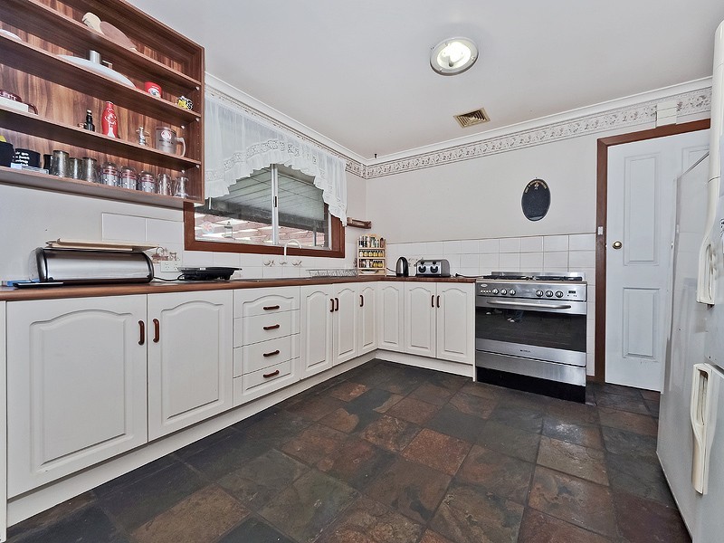 8 Galleon Drive, Paralowie SA 5108