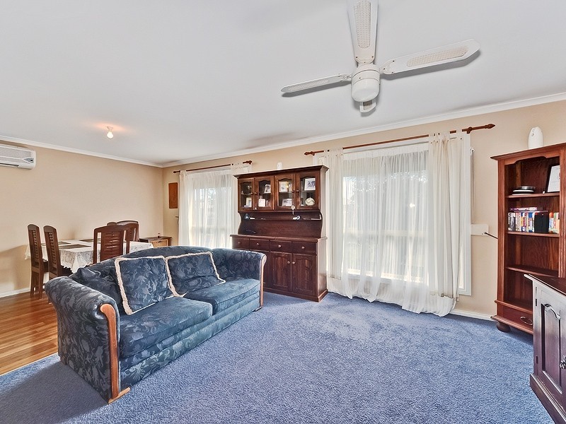 15 Gallina Grove, Burton SA 5110