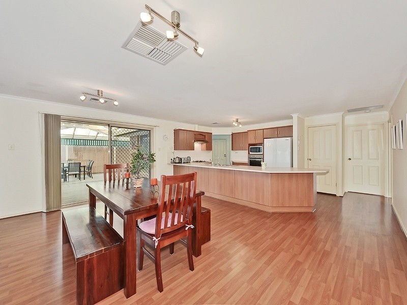 4 Emu Court, Paralowie SA 5108