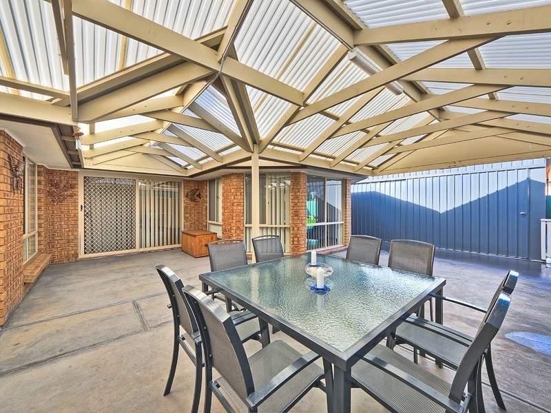 4 Emu Court, Paralowie SA 5108
