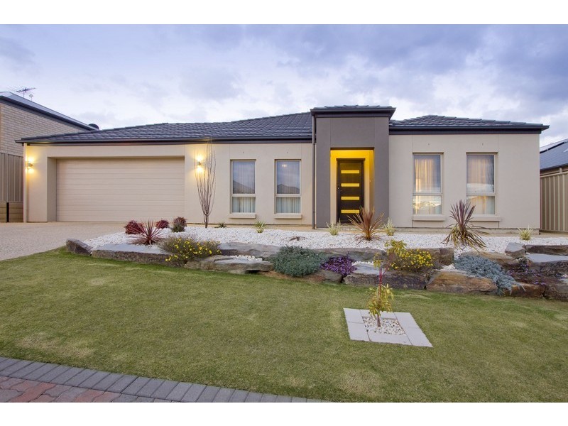 8 Clinker Circuit, Golden Grove SA 5125