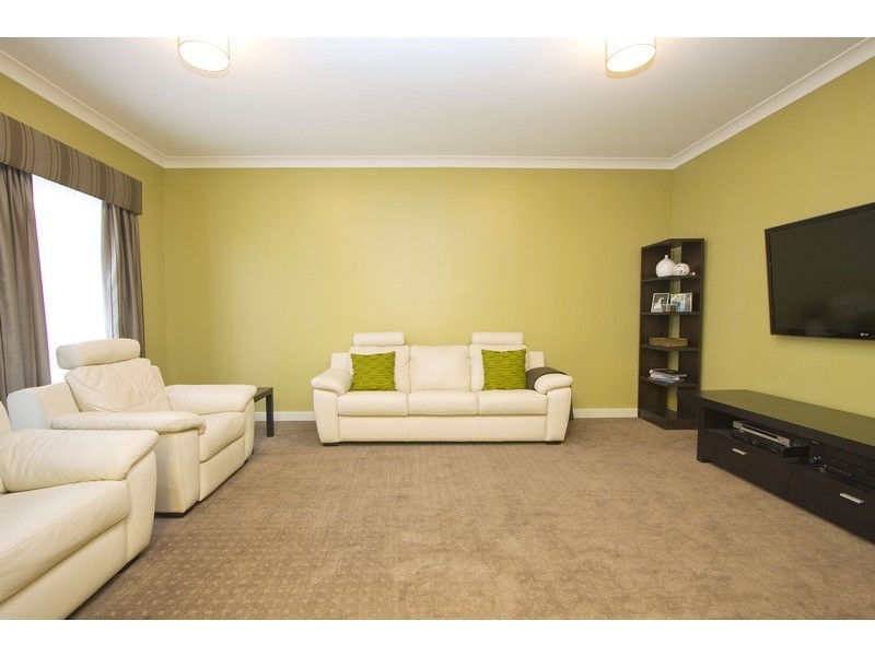 8 Clinker Circuit, Golden Grove SA 5125