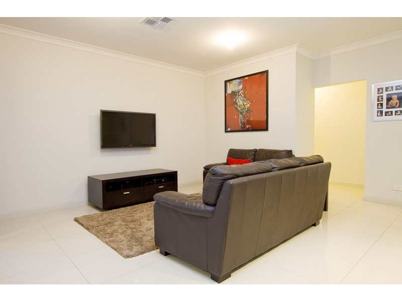 8 Clinker Circuit, Golden Grove SA 5125
