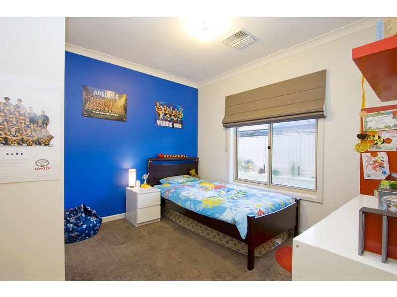 8 Clinker Circuit, Golden Grove SA 5125