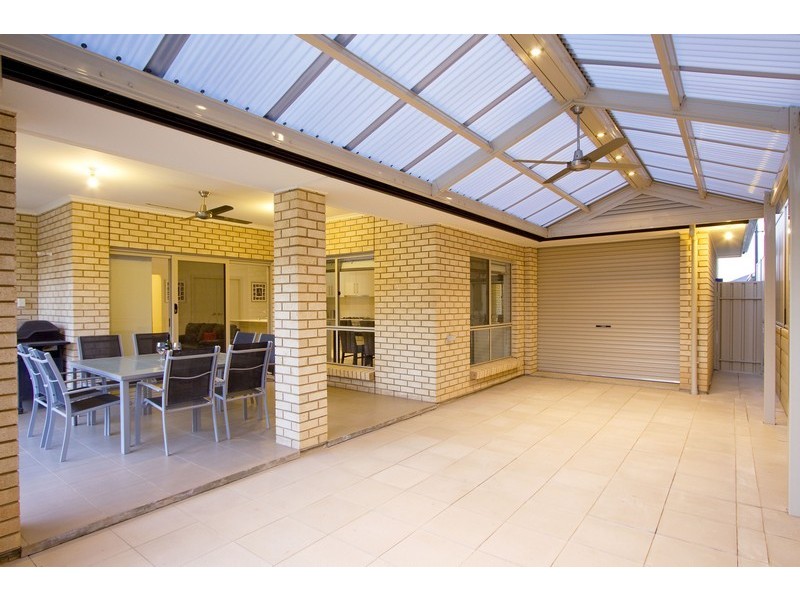 8 Clinker Circuit, Golden Grove SA 5125