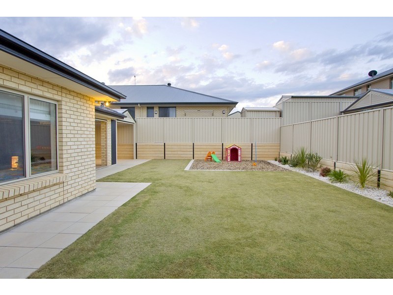 8 Clinker Circuit, Golden Grove SA 5125