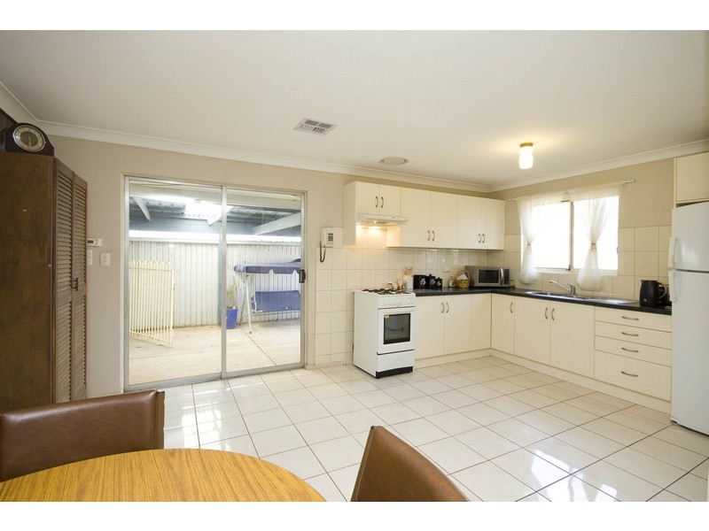 6 Rogers Crescent, Paralowie SA 5108