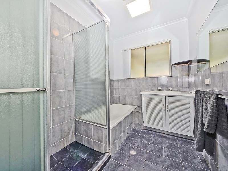 16 Middle Avenue, Paralowie SA 5108