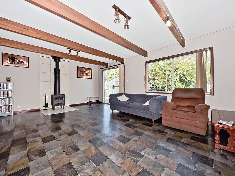 16 Middle Avenue, Paralowie SA 5108