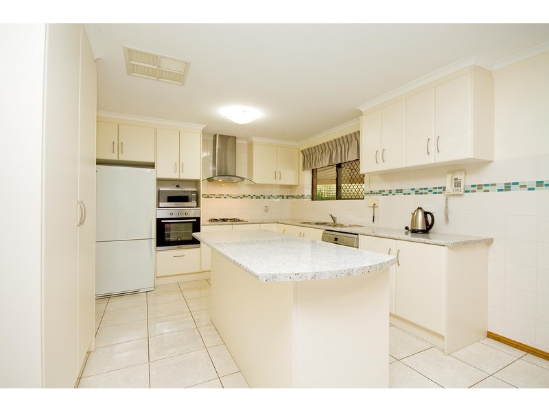 8 Browning Crescent, Parafield Gardens SA 5107