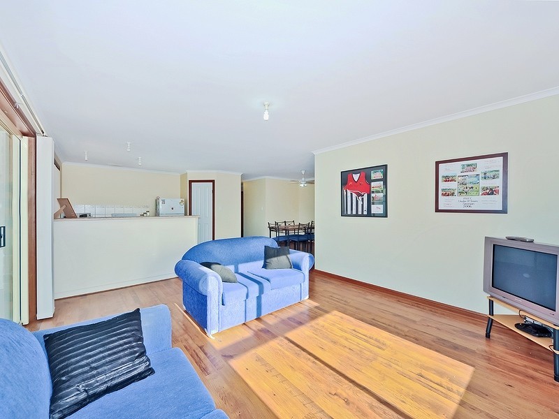 2 Crestview Place, Hillbank SA 5112