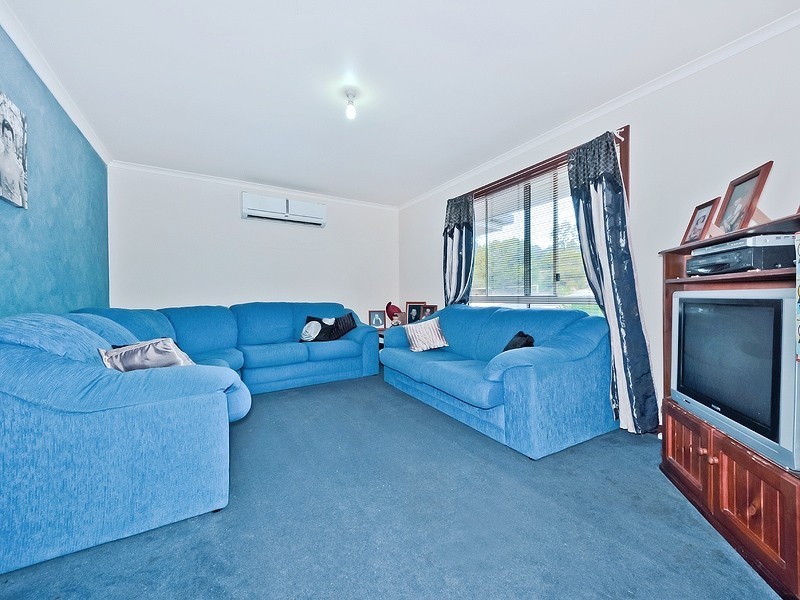 2 Crestview Place, Hillbank SA 5112