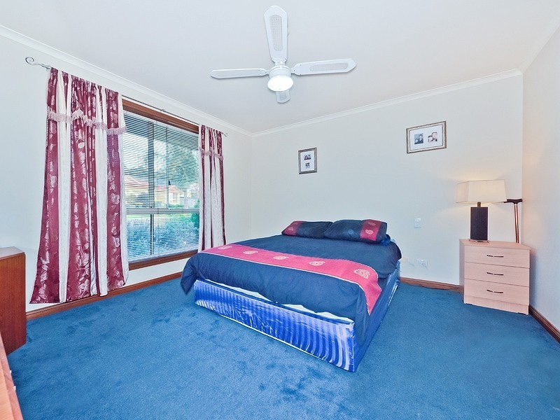 2 Crestview Place, Hillbank SA 5112