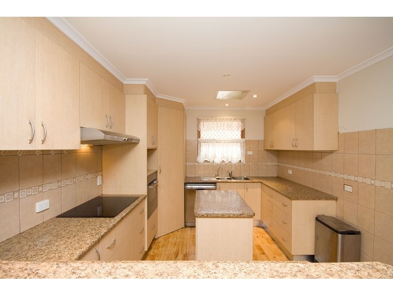 18 Stokes Court, Elizabeth Vale SA 5112