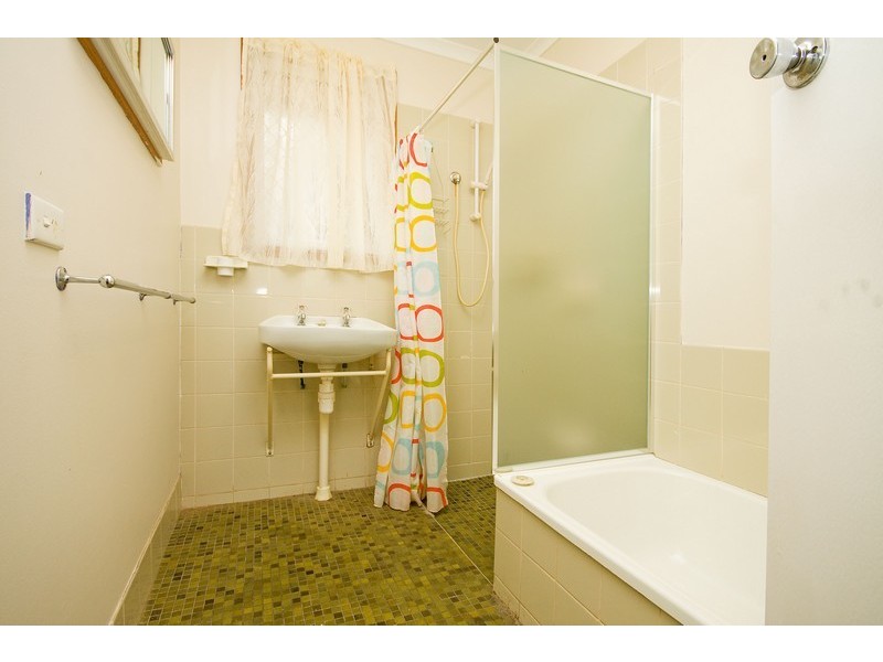 18 Stokes Court, Elizabeth Vale SA 5112