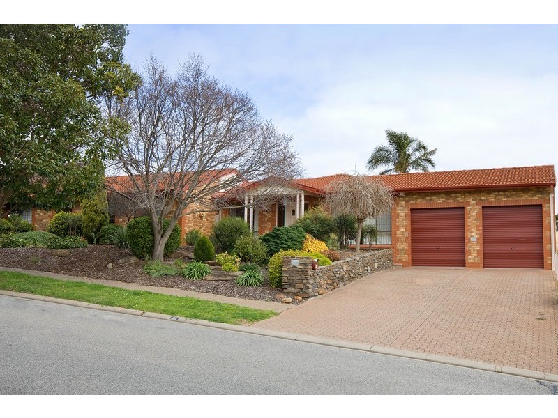 25 Kara Crescent, Gulfview Heights SA 5096