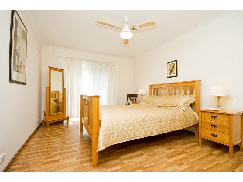 25 Kara Crescent, Gulfview Heights SA 5096