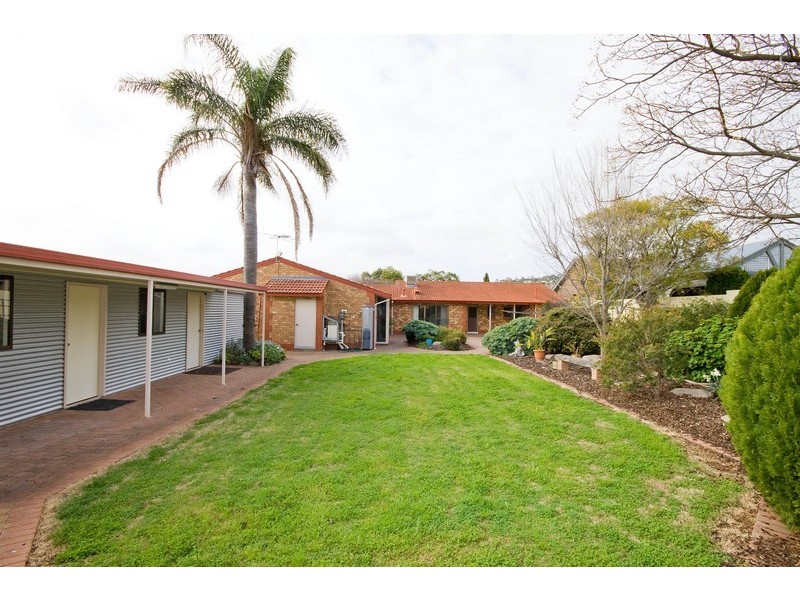 25 Kara Crescent, Gulfview Heights SA 5096