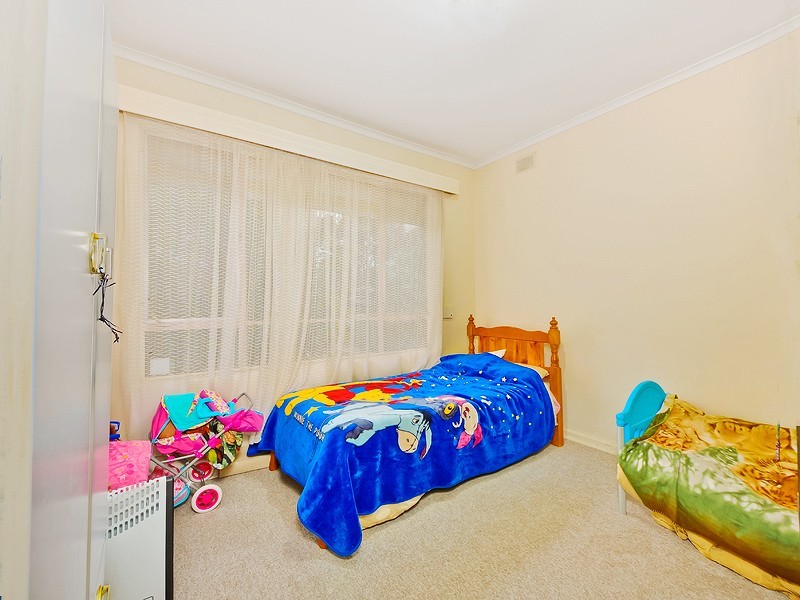 122 Nelson Road, Valley View SA 5093