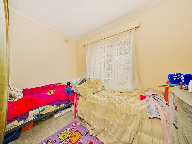 122 Nelson Road, Valley View SA 5093