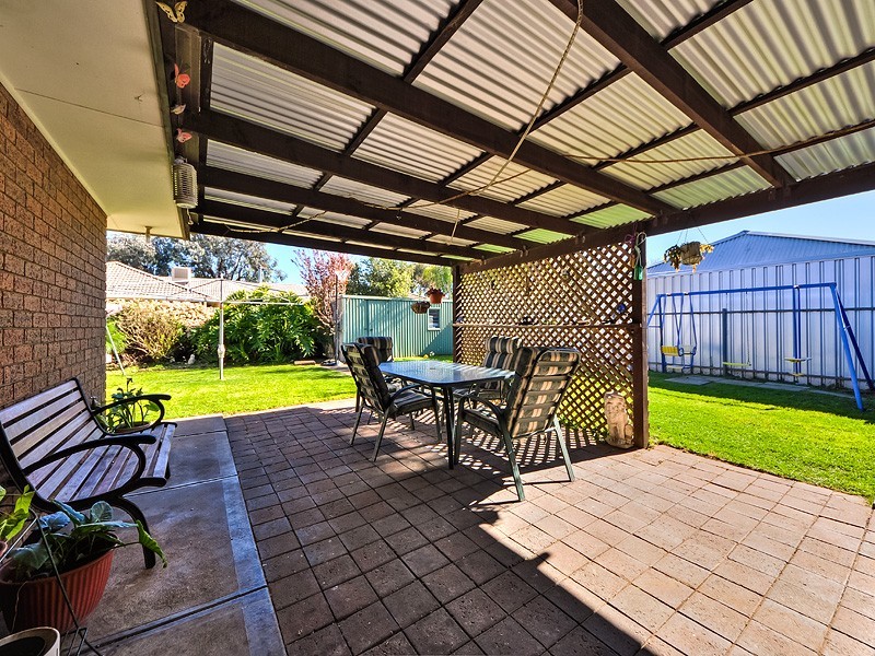 43 Lyndon Road, Paralowie SA 5108