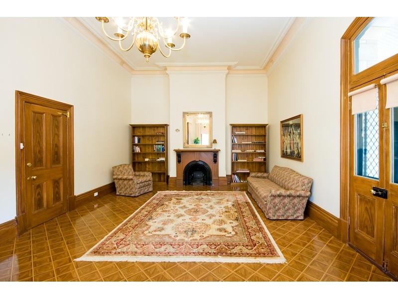 12 Stephen Terrace, St Peters SA 5069