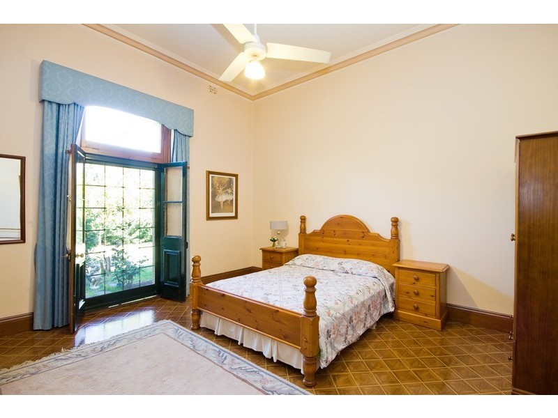 12 Stephen Terrace, St Peters SA 5069