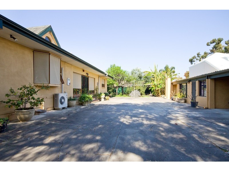 12 Stephen Terrace, St Peters SA 5069