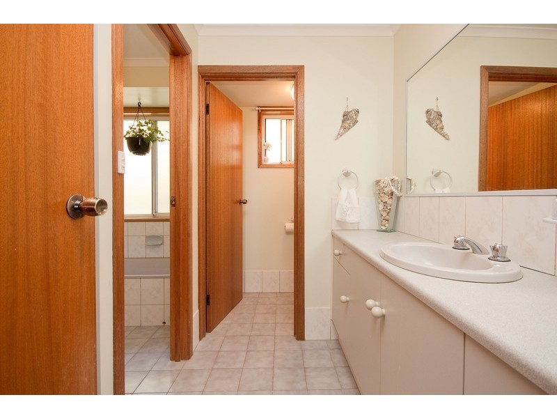 27 Rosebank Crescent, Hillbank SA 5112