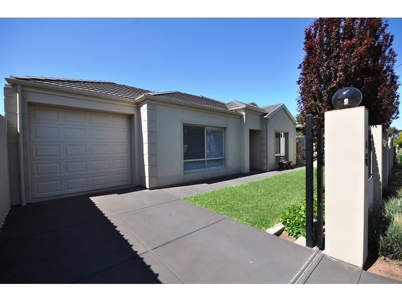 4 Waterford Street, Salisbury Downs SA 5108