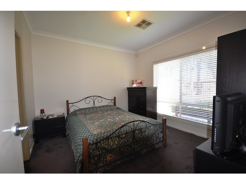 4 Waterford Street, Salisbury Downs SA 5108