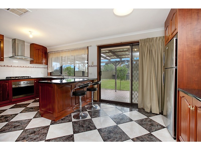 8 Fonda Court, Paralowie SA 5108