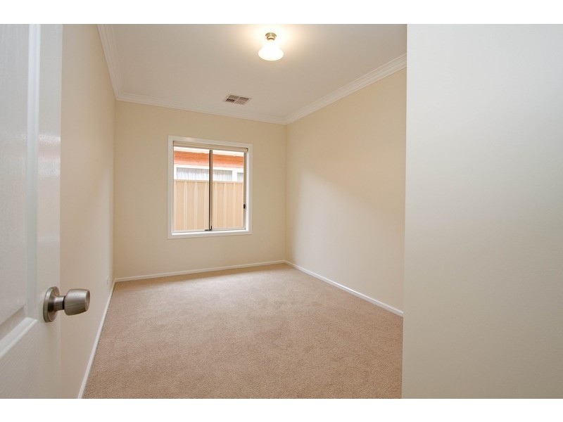 4/16 March Street, Salisbury SA 5108