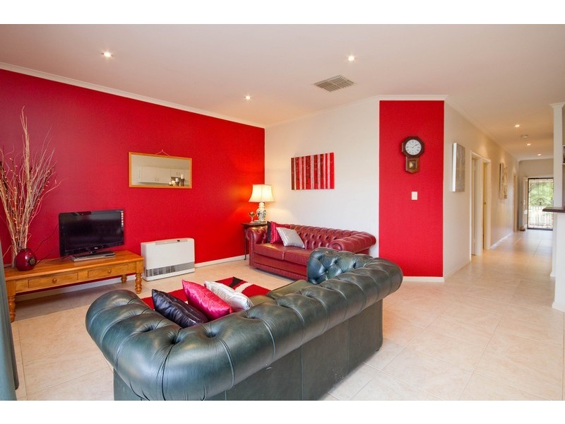 6 Sandpiper Chase, Mawson Lakes SA 5095