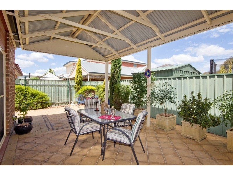 6 Sandpiper Chase, Mawson Lakes SA 5095